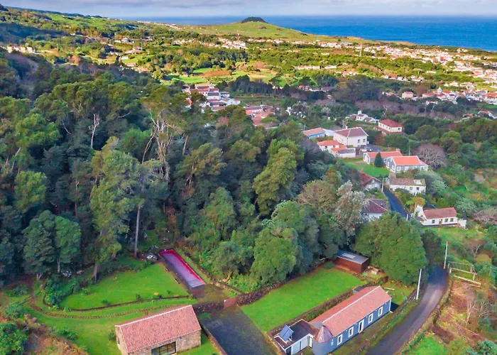 Resort Caparica Azores 4*